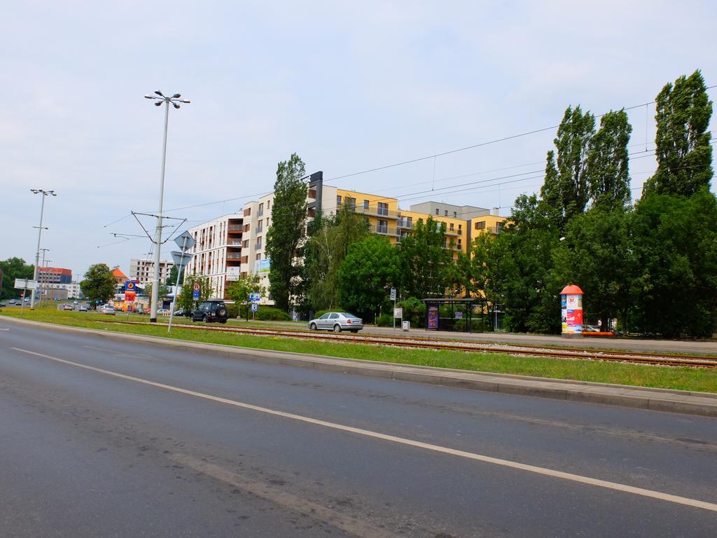 City Studio Wroclaw Ruang foto